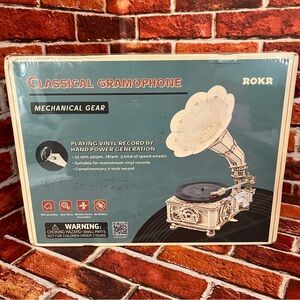 ROKR Gramaphone 3D Puzzle NIB Mechanical Gear Play Old Records Collector Music
